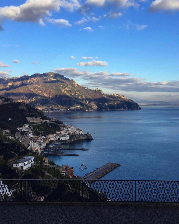 Amalfi Resort Екстериор снимка