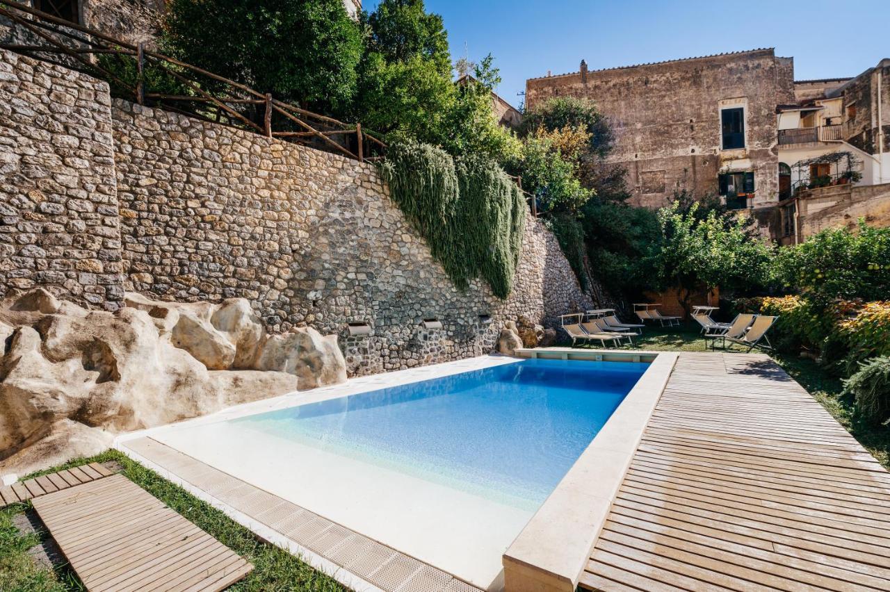 Amalfi Resort Екстериор снимка